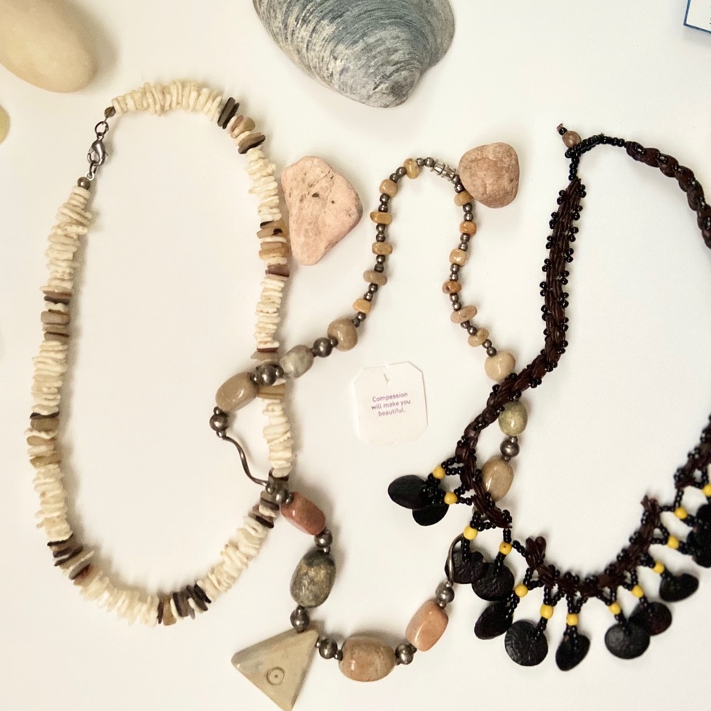 🏖 BEACH NECKLACE BUNDLE 🏝 3/$18